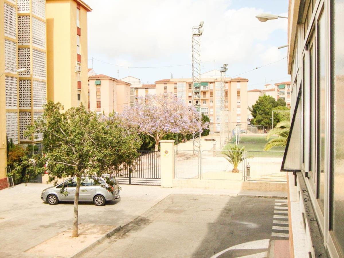 Apartments Plaza De Las Escuelas Аліканте Екстер'єр фото