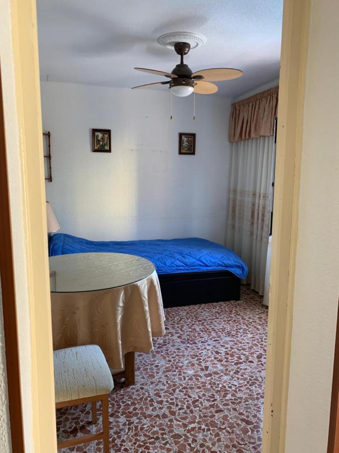 Apartments Plaza De Las Escuelas Аліканте Екстер'єр фото